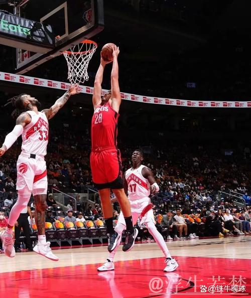 申京精彩助攻 伊森空切命中上篮 申京精彩助攻 伊森空切命中上篮