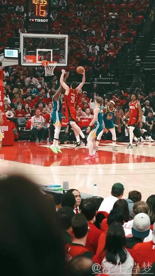 申京精彩助攻 伊森空切命中上篮 申京精彩助攻 伊森空切命中上篮